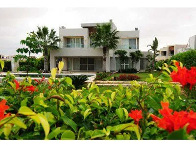 تفاصيل عن الشركة القائمة لمنتجع هاسيندا باي من شركة بالم هيلز