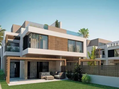 All details about the developer of Crown Compound