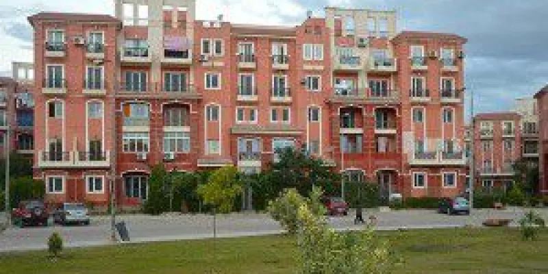 ما هي أهم مميزات وعيوب مجمع روضة زايد؟