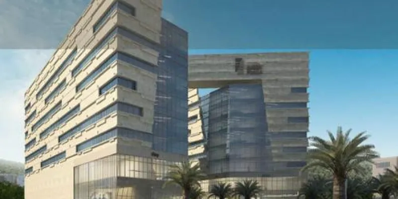 من هو المطور العقاري لمول ايفوري بلازا؟