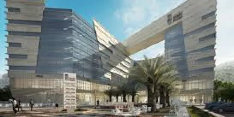 أين يقع ايفوري بلازا