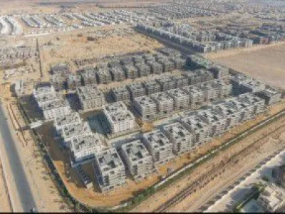 ما هي أهم العيوب والمميزات في كمبوند ليك فيو ريزيدنس؟