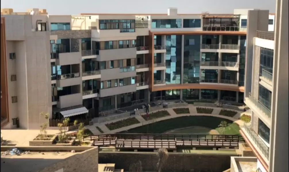 كمبوند لاميرادا المستقبل سيتي - La Mirada Mostakbal City Compound