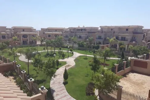 فلل للبيع بأسعار مميزة في كمبوند جاردن فيو سارع بالحجز