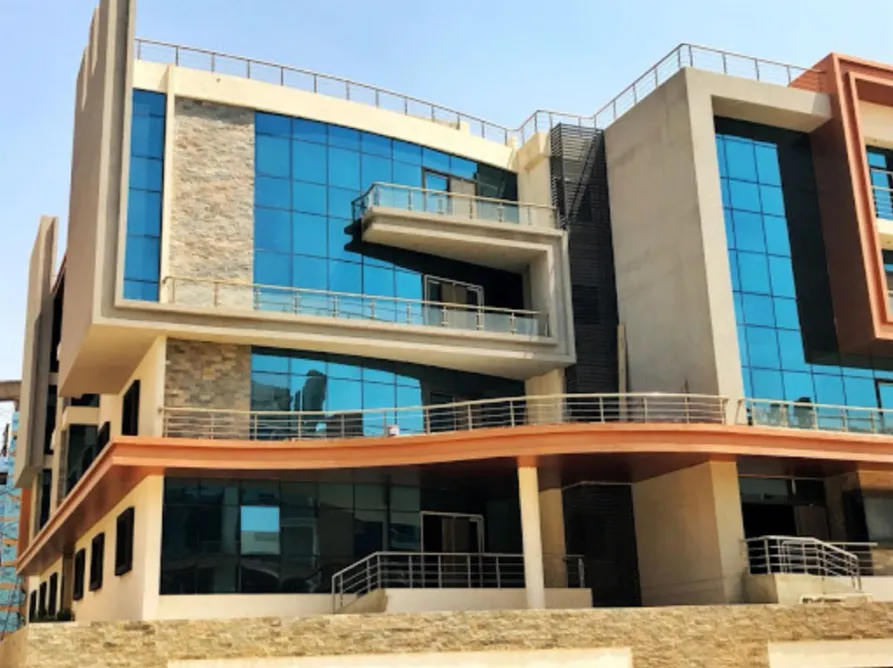 ستديو للبيع في لاميرادا 79 متراً