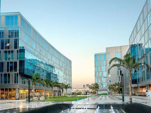 محل تسليم فوري 314م كابيتال بيزنس بارك الشيخ زايد