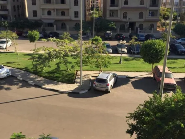 باقل من سعر السوق، محل في بيفرلي هيلز 59م تشطيب كامل