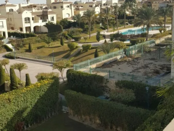 سارع بالحجز في الباتيو 4 وحدات تبدأ مساحاتها من 281 متر