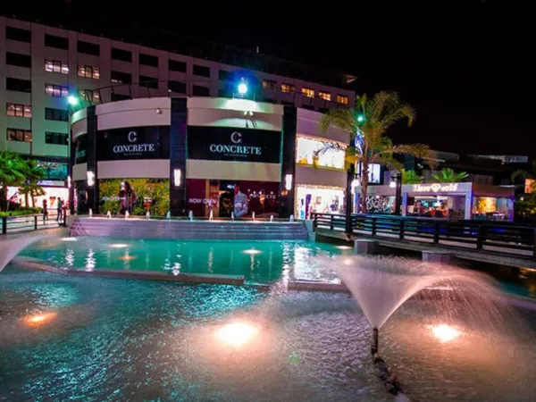 50 M Store With Attractive Price And Charming View In Downtown Mall