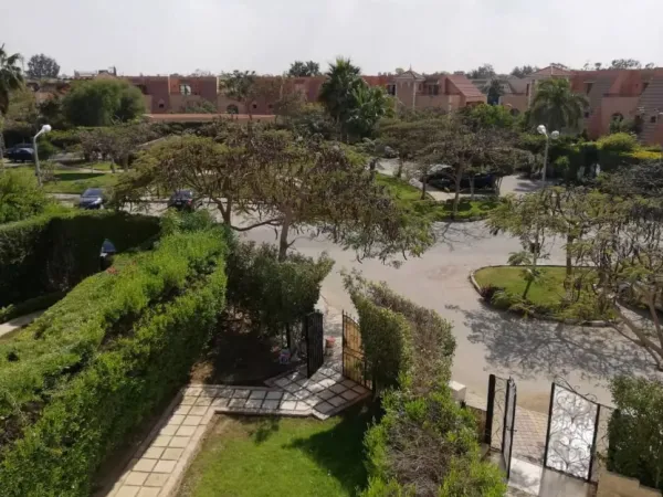 بتشطيب الترا لوكس احصل على تاون هاوس في كمبوند مينا جاردن سيتي بمساحة 254 متر