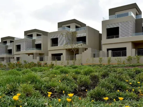 بمساحة 356 متر تاون هاوس للبيع في وودفيل