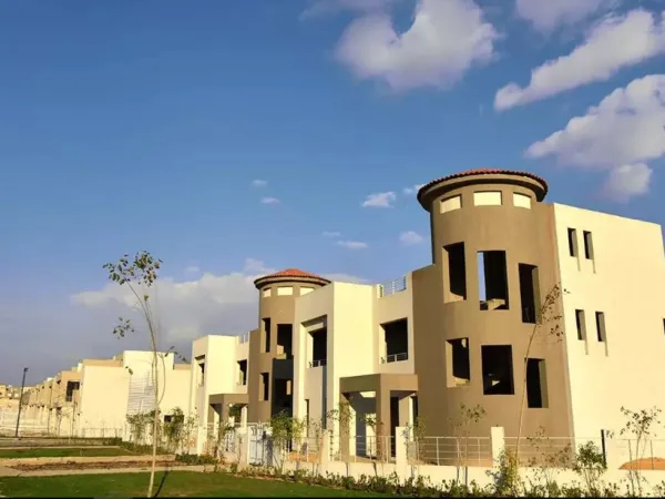 تاون هاوس لقطة للبيع 286 م فيكمبوند وودفيل 6 أكتوبر بالم هيلز بسعر خيالي