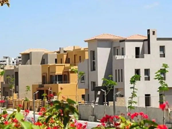 فرصة عظيمة تاون هاوس 260 م مع اقساط فى جولف فيوز بالم هيلز 6 أكتوبر