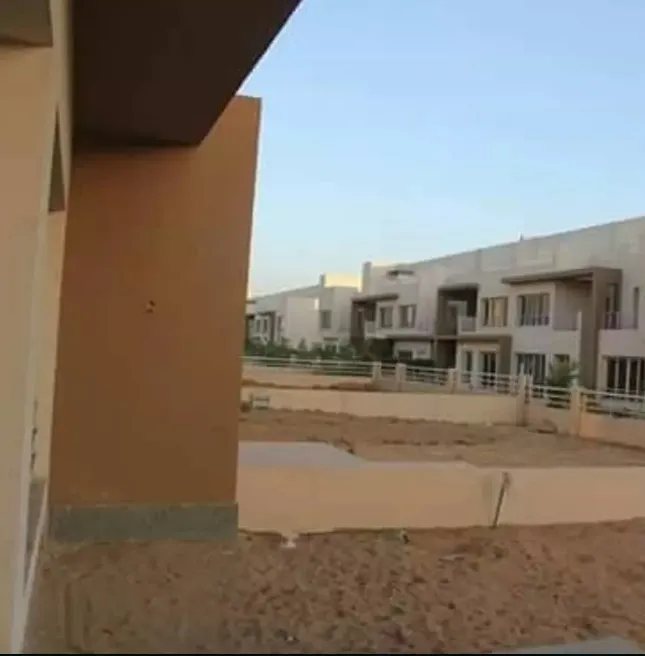 عرض متميز تاون هاوس 292 متر للبيع في جراندا هايتس 6 أكتوبر بموقع مميز