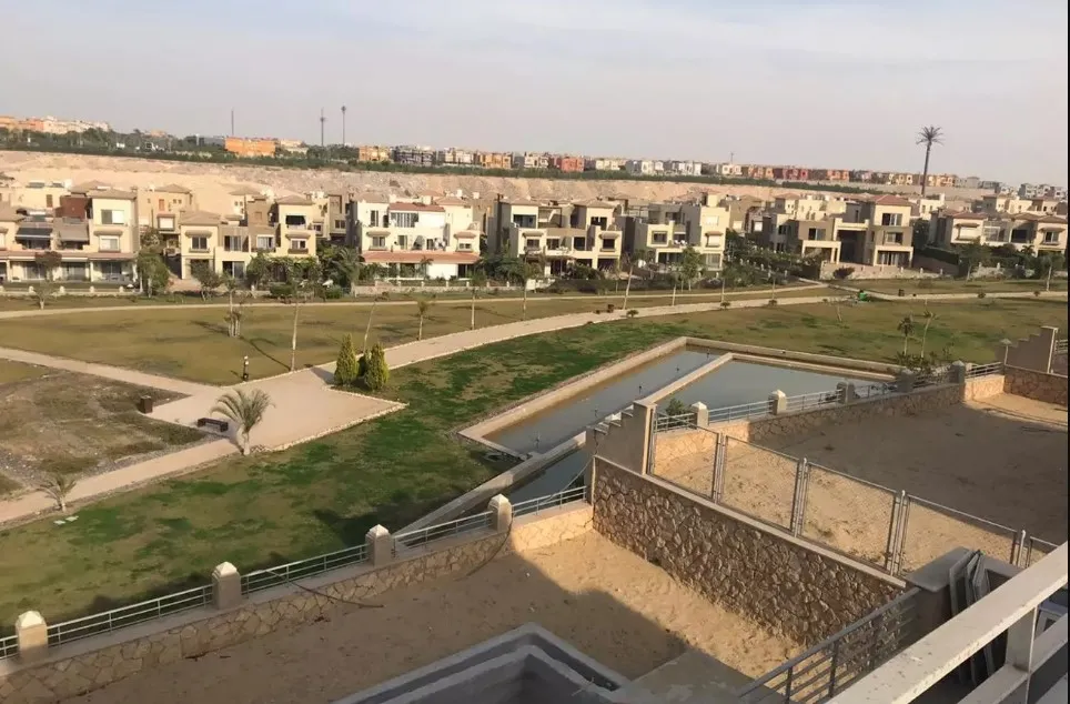تحت سعر السوق تاون هاوس  606 م للبيع في بالم هيلز أكتوبر