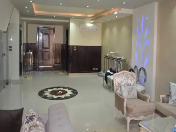 أغتنم فرصة السكن الراقى بأكتوبر كمبوند ريحانه تشطيب الترا لوكس ومساحة 240 متر