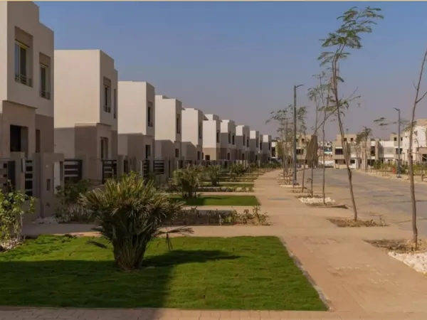 وحدتك بحديقة 122 متر ومساحة 212 متر في كمبوند ذا كراون بالم هيلز