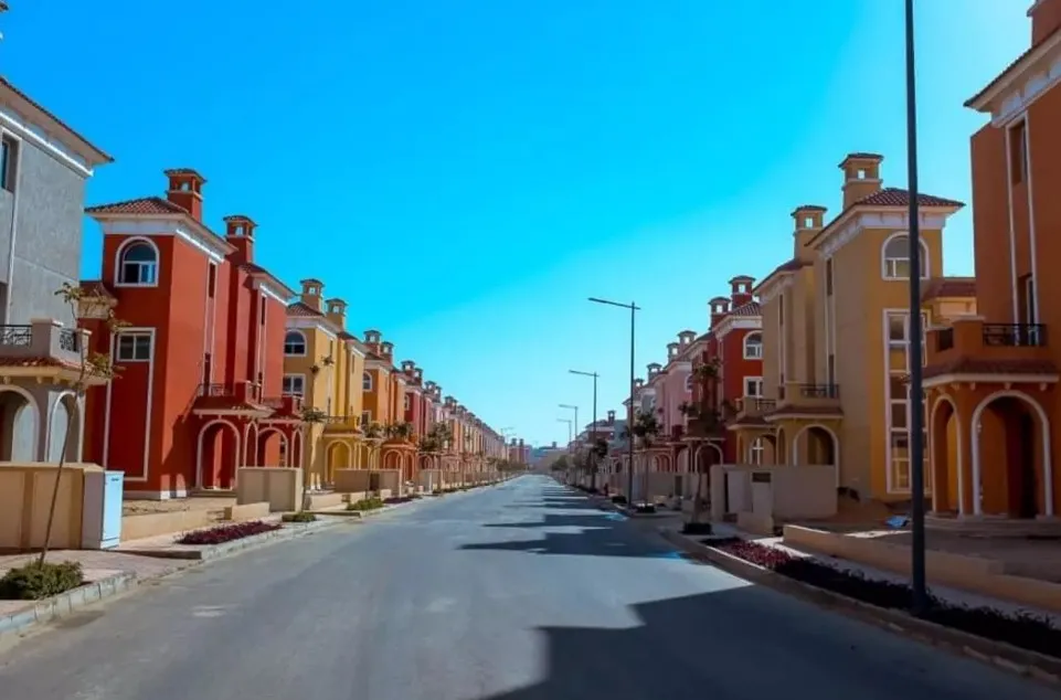 سارع بالحجز في كمبوند بورتو أكتوبر في وحدات تبدأ مساحاتها من 193 متراً