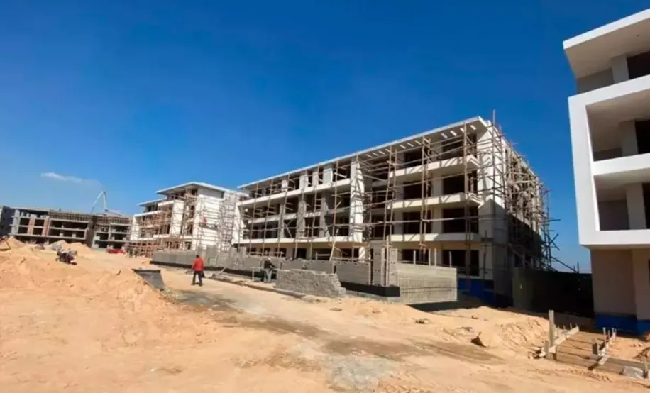 عرض متميز تاون هاوس 348 متر للبيع في كمبوند جولز بموقع مميز