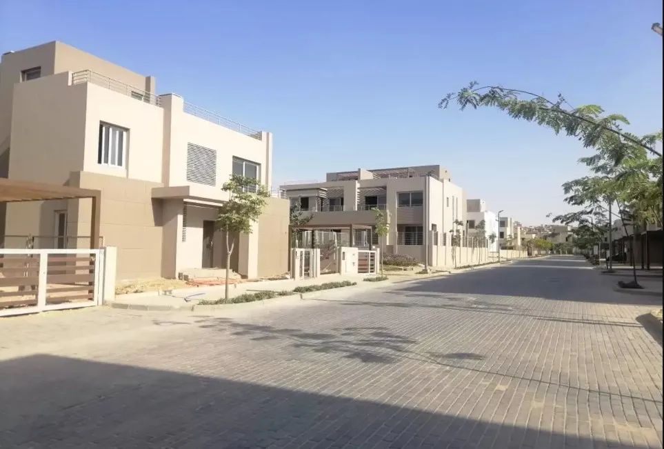 بمساحة 265 متر عقارات للبيع في بالم فالي