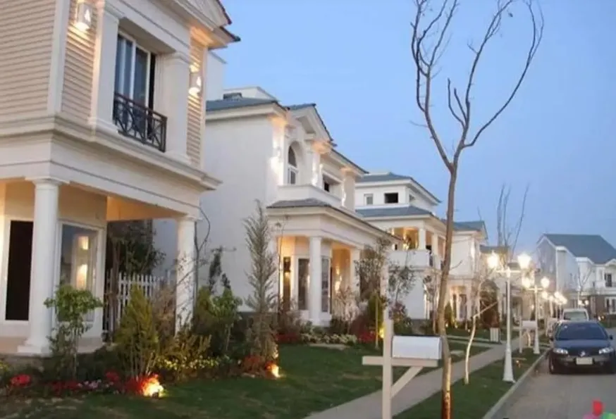 أحجز وحدة بخصم 10% في كمبوند Mountain View Chillout Park