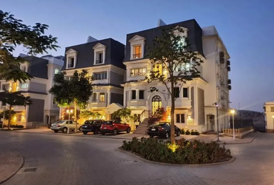 أحجز وحدة بخصم 10% في كمبوند Mountain View Chillout Park