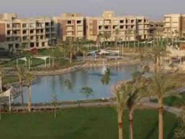 تاون هاوس للبيع في نيو جيزة 300 متر