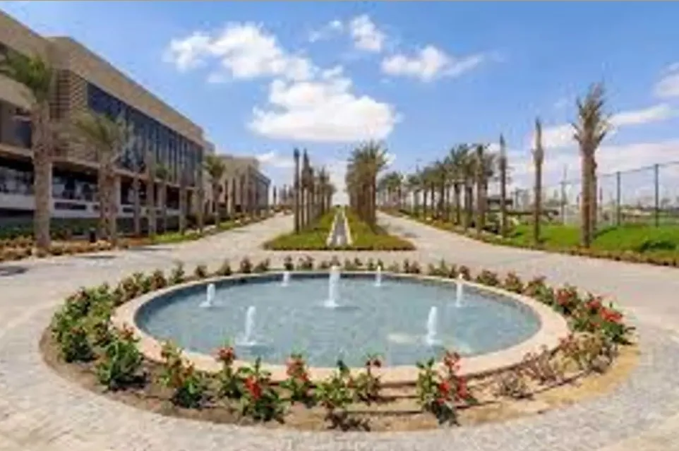 Townhouses for sale in New Giza 300m²