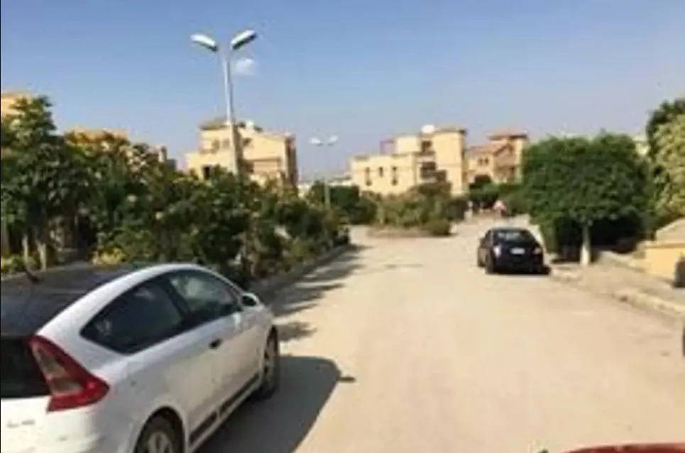 اميز تاون هاوس للبيع في كمبوند فرست هايتس بمساحة 220 متر