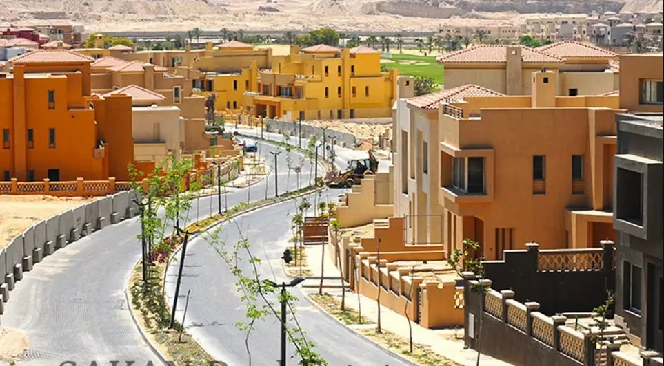 عرض متميز تاون هاوس 248 متر للبيع في جولف فيوز 6 أكتوبر بموقع مميز