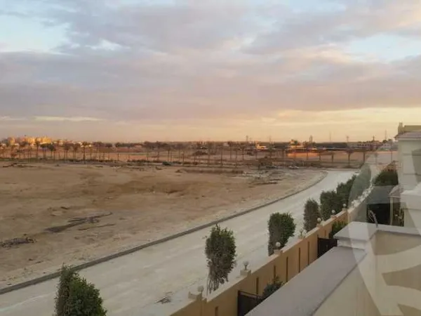 إقتنص الفرصة وأحصل على تاون هاوس بمساحة 275 متر في كمبوند ليك دريم 6 أكتوبر