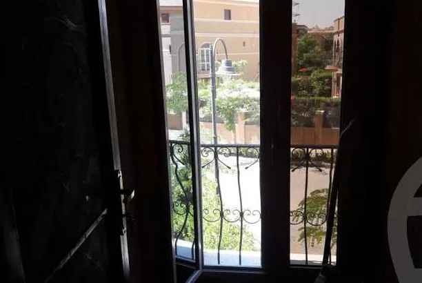 تاون هاوس جاهز للاستلام في كمبوند ويست جيت بتشطيب الترا لوكس