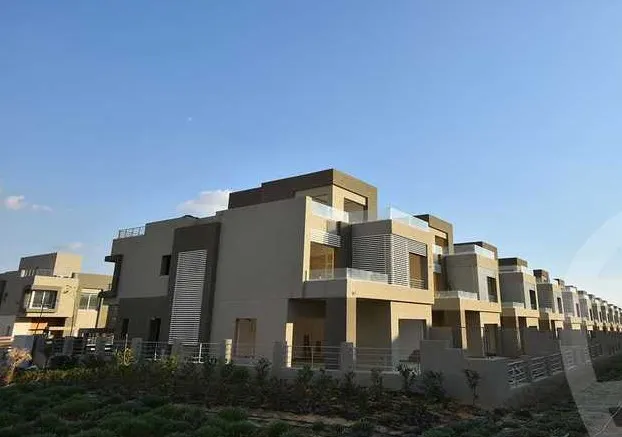 أسكن في 6 أكتوبر بكمبوند بالم هيلز أكتوبر تاون هاوس بمساحة 257 متر