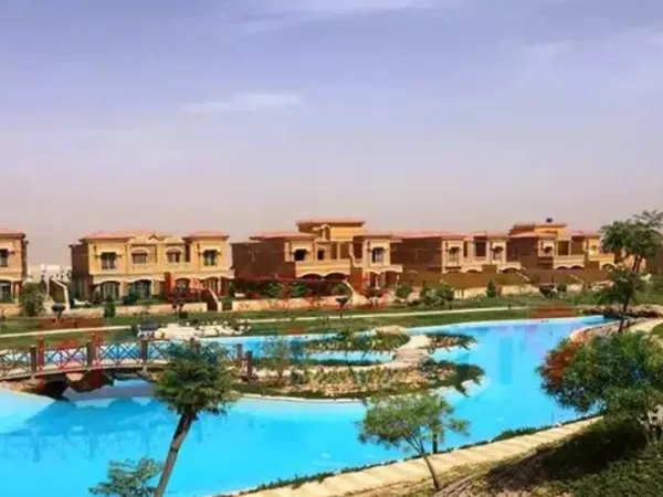 توين هاوس جاهز للسكن في رويال ميدوز