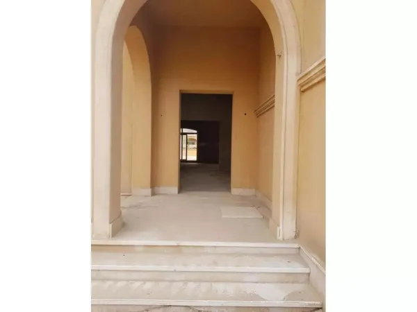 عقارات للبيع في رويال ميدوز 480 متراً