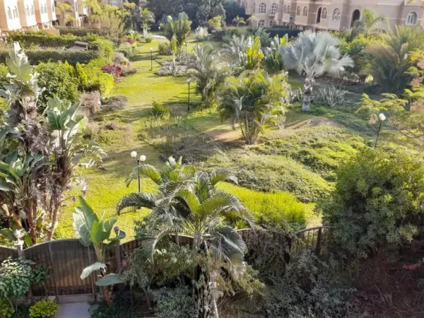 تاون هاوس للبيع في ويست هايتس 300 متر