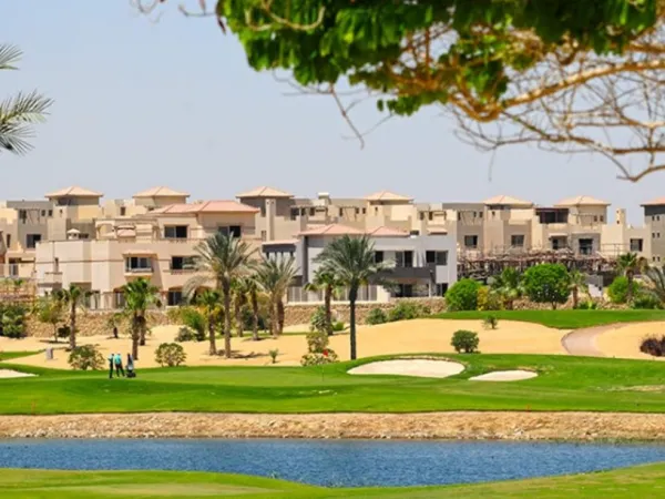 سارع بالحجز في كمبوند جولف فيوز وحدات تبدأ مساحاتها من 218 متراً