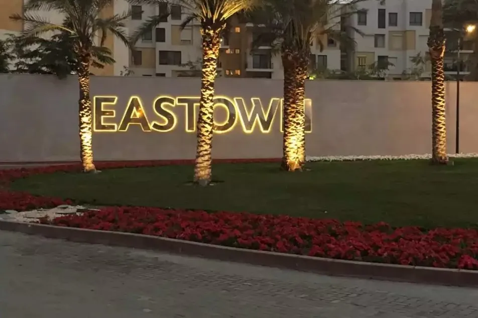 ارخص بنتهاوس 224 م للبيع برووف فى ايستــاون من سوديك