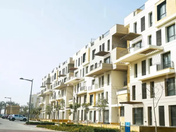 بنتهاوس (رووف) للبيع في ايست تاون 300 متر