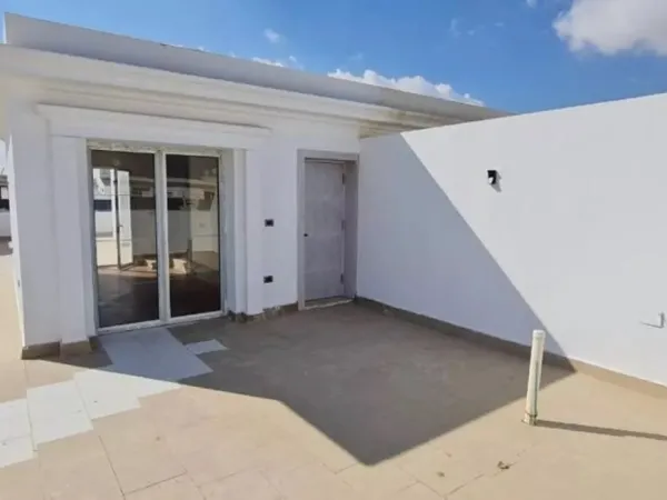 Take the opportunity with unbeatable price per 191m² in Mountain View Hyde Park