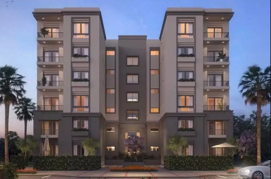 249m² penthouse for sale with less than market price in Hyde Park Compound