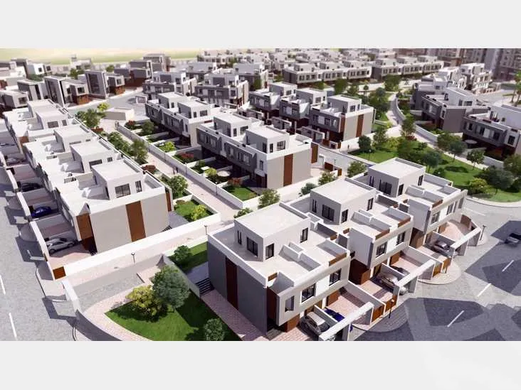 للبيع بالتقسيط شقة 200 متراً أرضي في بلوفير