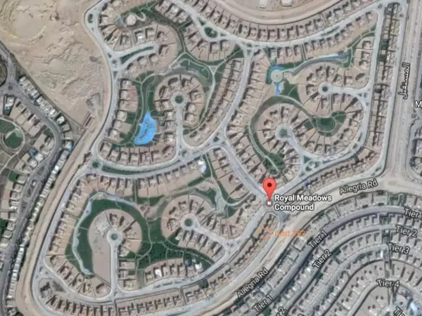 تاون هاوس للبيع بالشيخ زايد في كمبوند رويال ميدوز 247 متراً