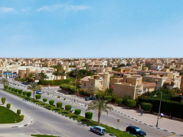 سارع بشراء تاون هاوس في كمبوند بيفرلي هيلز بمساحة تبدأ من 355 متراً