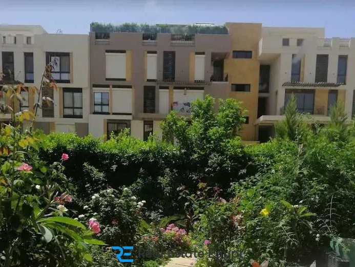 Duplex for sale in Eastown New Cairo 270 meters