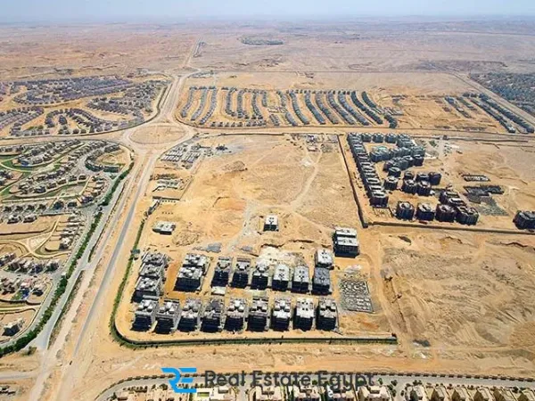 Enjoy a distinguished residence and various services in Lake View Compound