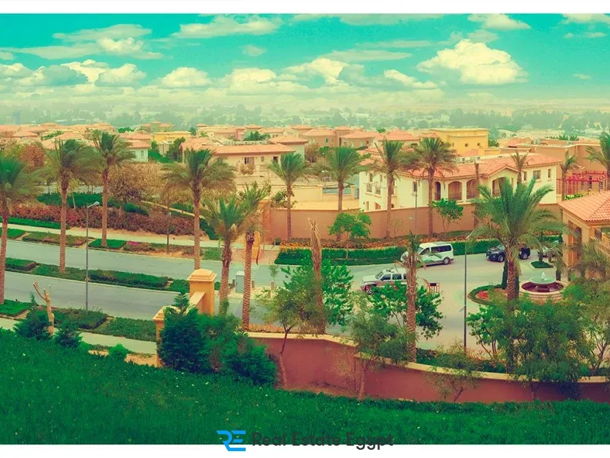 فيلا للبيع اب تاون كايرو تشطيب كامل بسعر خرافي