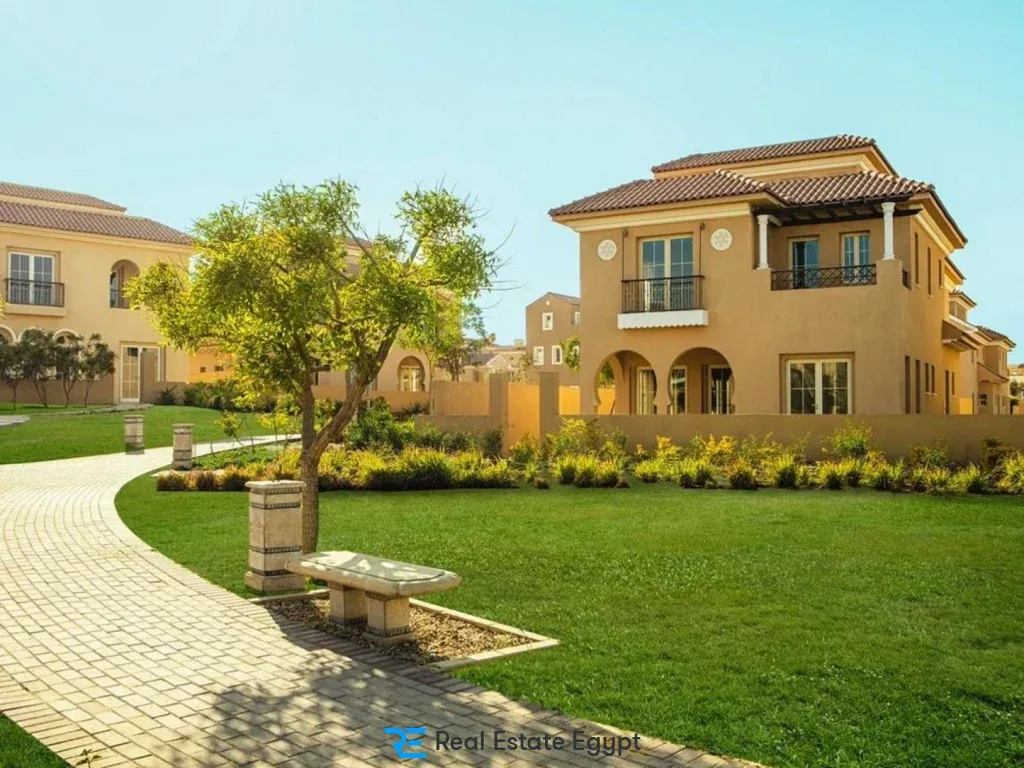 The most luxurious residential units in Hyde Park Hurry up and book now