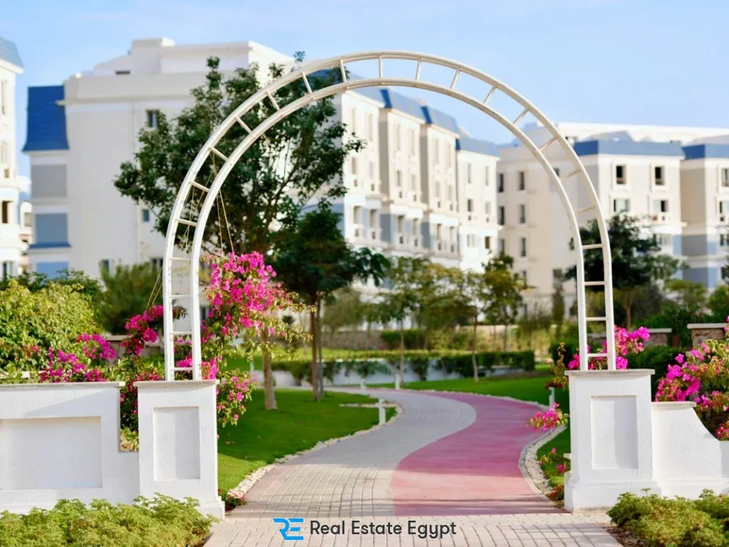 Apartments in Mountain View Hyde Park for sale in installments over 7 years