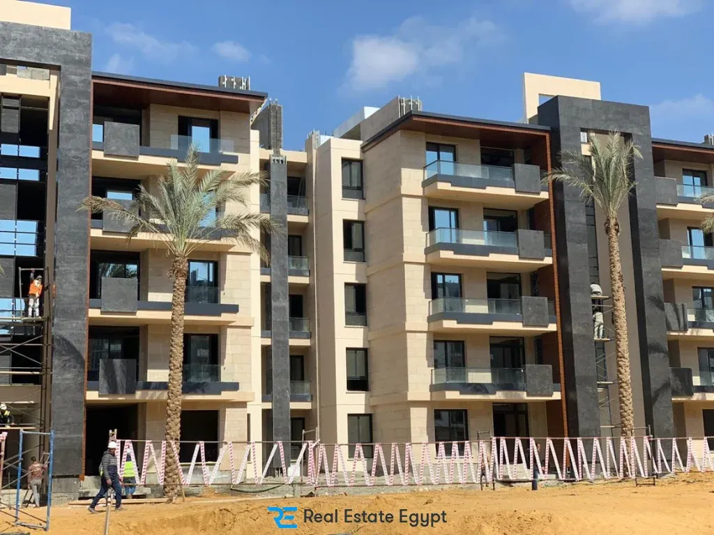 Book your apartment with a distinctive and elegant view in Azad Compound
